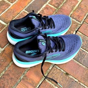 Brooks Glycerin 19 Size 7.5 Medium(B) Blue and Mint